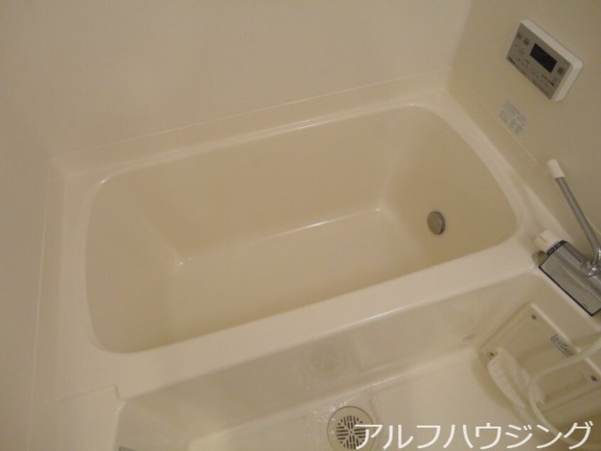 バス／シャワールーム等 サンタプレイス弐番館（ＳＡＮＴＡ　ＰＬＡＣＥ　弐番館）