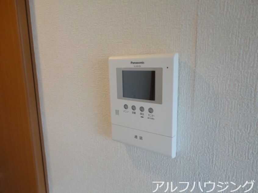 カメラ付インターホン サンタプレイス弐番館（ＳＡＮＴＡ　ＰＬＡＣＥ　弐番館）