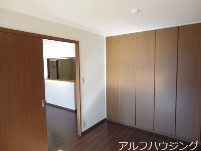 南洋室 マルベリー　ヴィレッジ　Ｎｏｒｔｈ