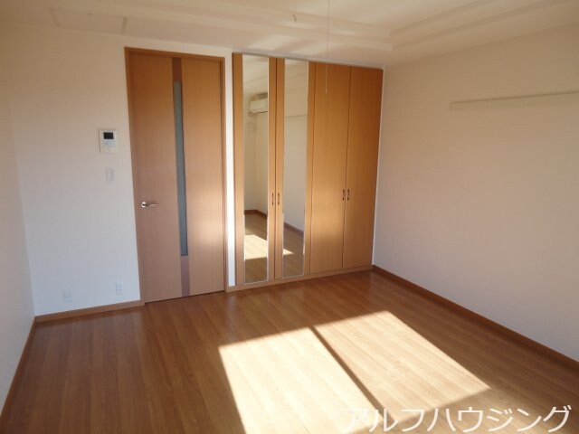 洋室２ サンクチュアリ