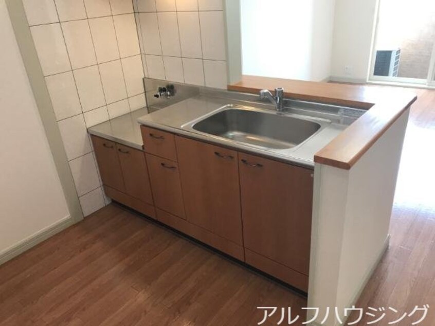 キッチン アンジュ　Ｂ