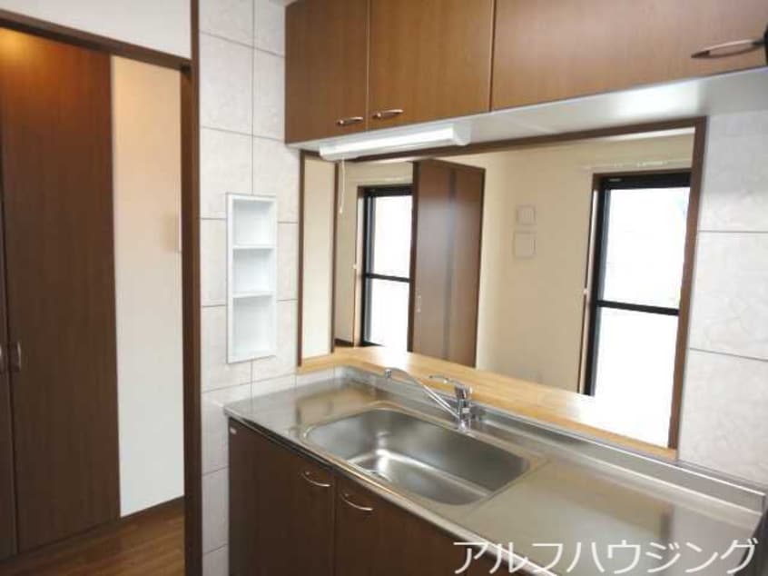 キッチン４ アイディール　ホーム（Ｉｄｅｌ　Ｈｏｒｍ）