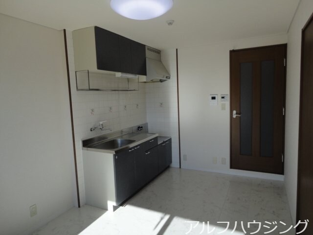 リビング インペリアル伏見