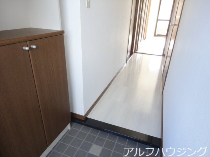 玄関 インペリアル伏見