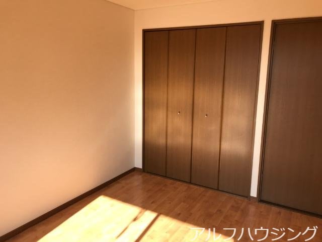 収納 クレストールイン