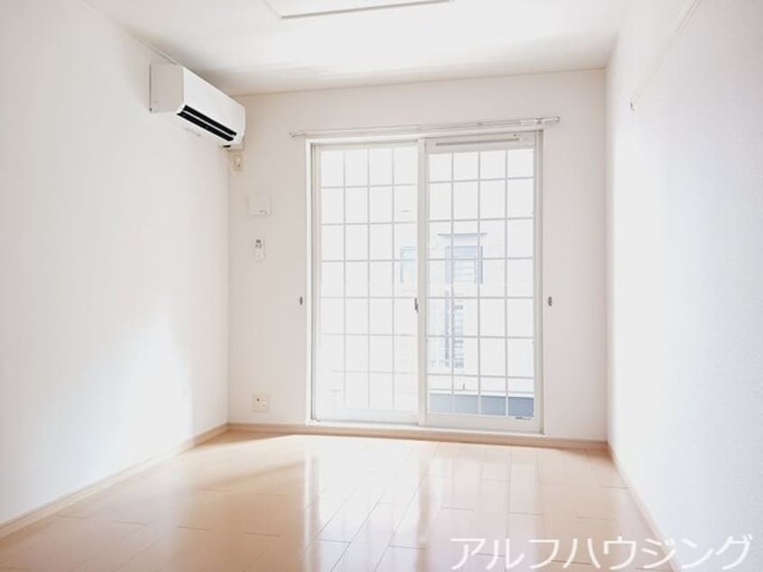  シャン　プリュネル