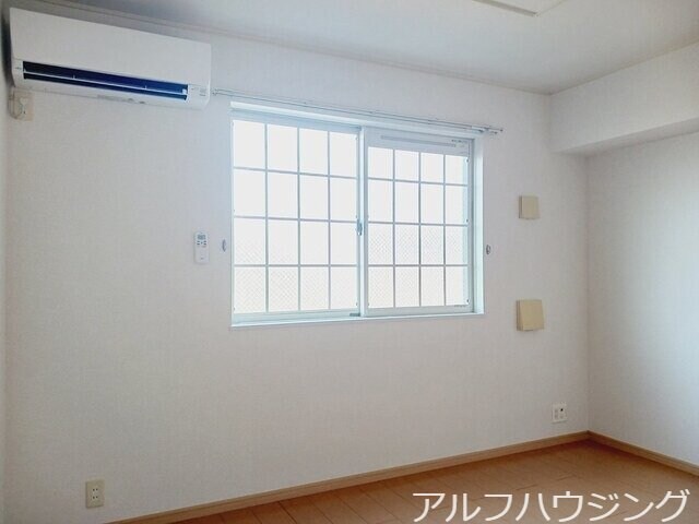  シャン　プリュネル