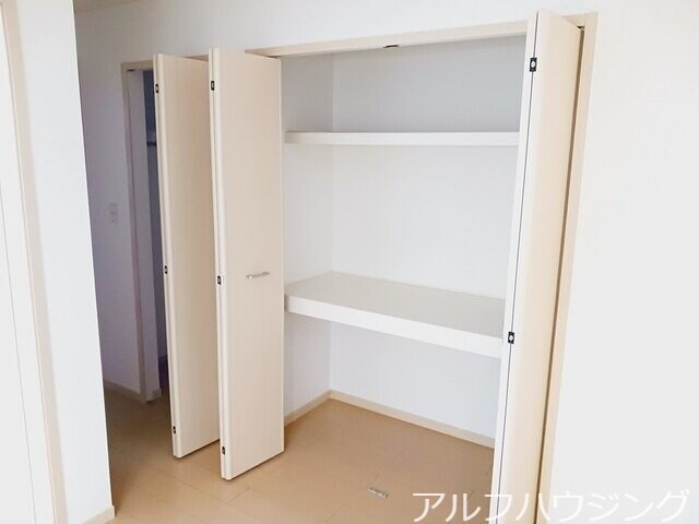  シャン　プリュネル