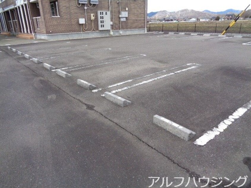  シャン　プリュネル