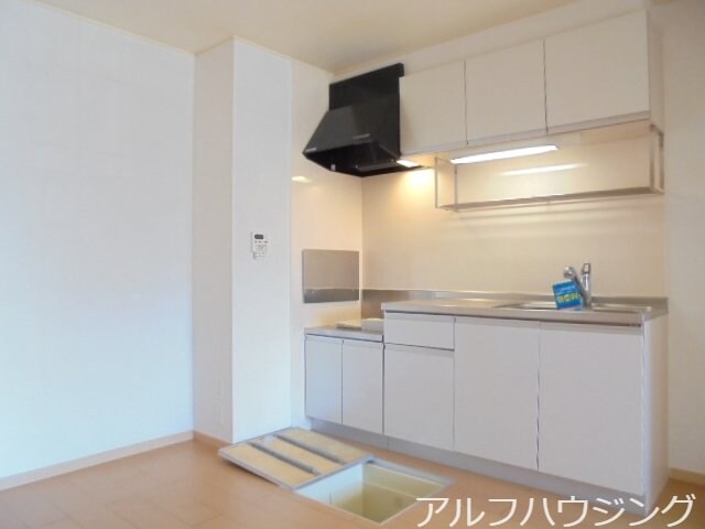  シャン　プリュネル