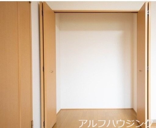 同タイプ ハートフルマンションＫＡＷＡＢＥ