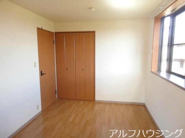 中洋室 ファミール