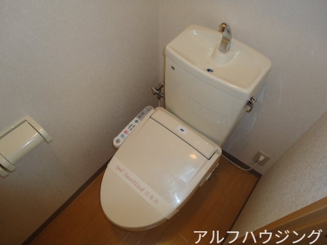 シャワー付トイレ プリマヴェーラⅠ