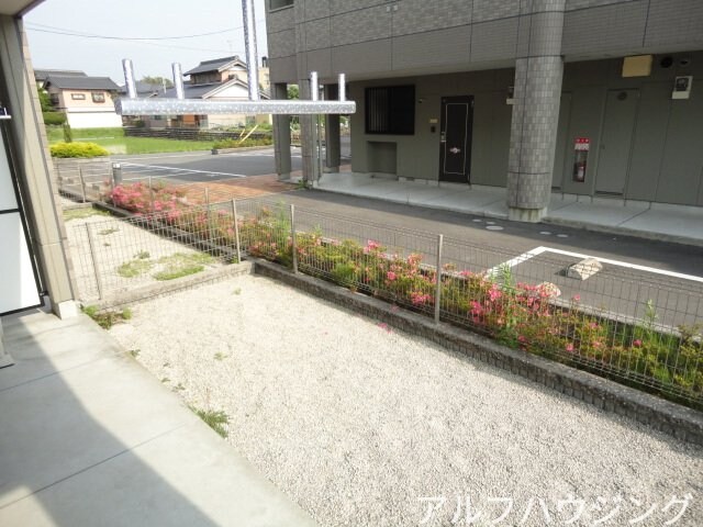 専用庭 プリマヴェーラⅠ