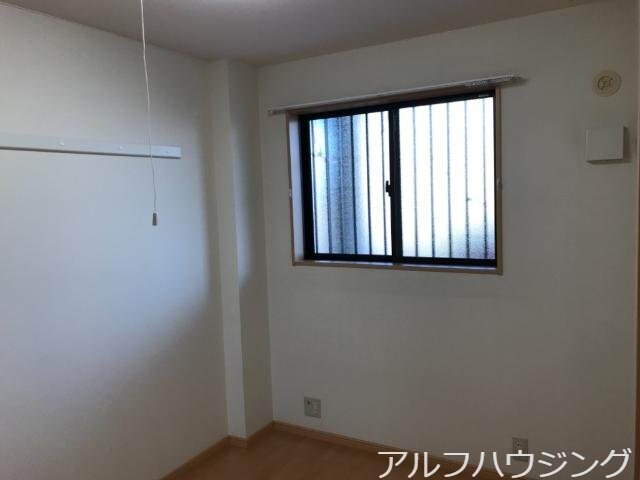 洋室２ マディナット・ジュメイラ