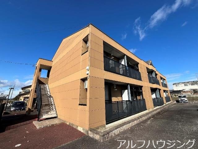 外観写真（昼） メルヴェーユ