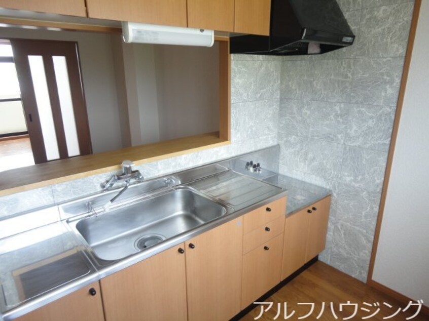 キッチン ラバーズハイム弐番館