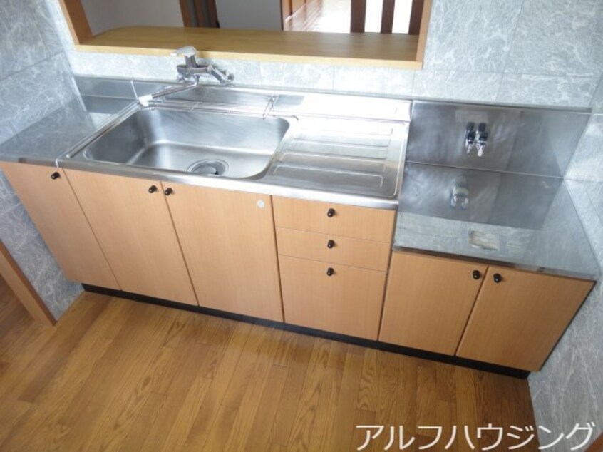 キッチン ラバーズハイム弐番館