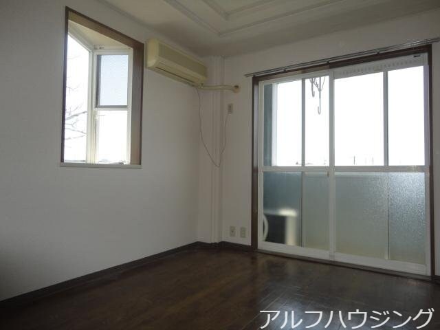 洋室 ラフィネ上恵土