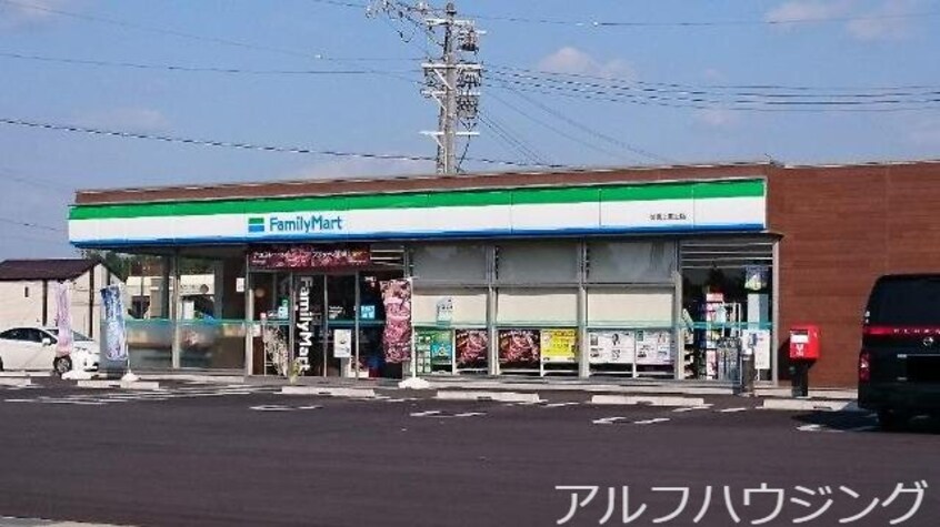 ファミリーマート御嵩上恵土店(コンビニ)まで505m ラフィネ上恵土