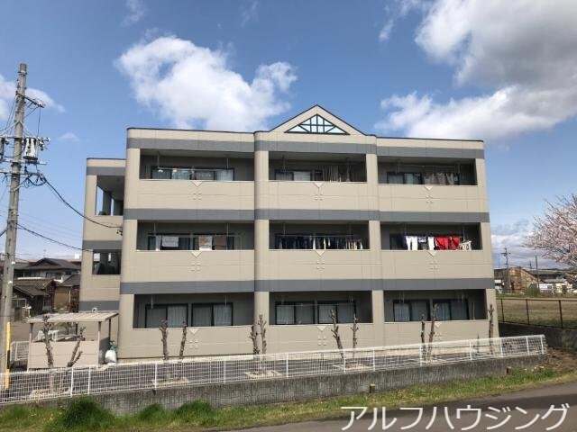 外観写真（昼） ロイヤルリバー９８