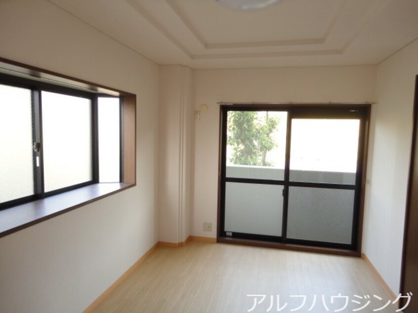 南洋室 ロイヤルリバー９８