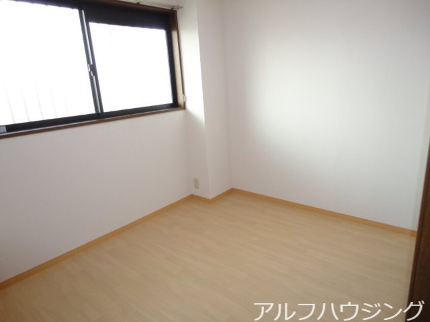 北洋間 ロイヤルリバー９８