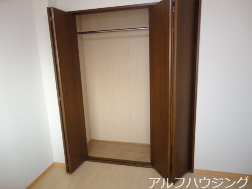 収納 ロイヤルリバー９８