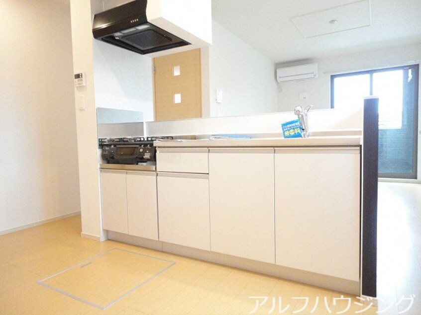  ヴィア　ヴィトーリア