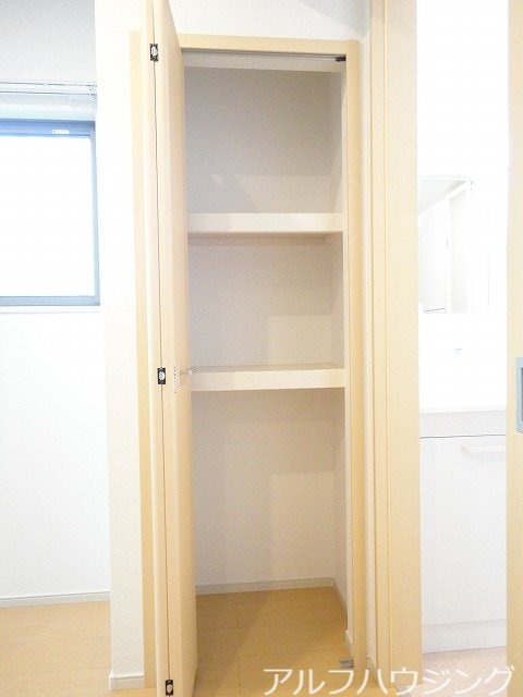  ヴィア　ヴィトーリア