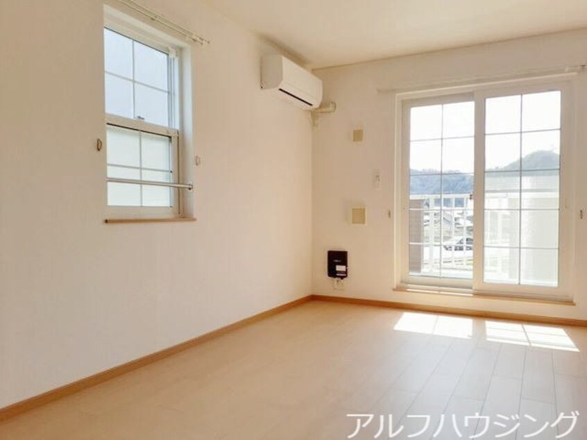  リバーサイド・ビラＢ