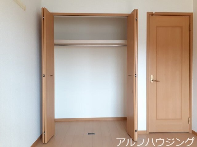  リバーサイド・ビラＢ