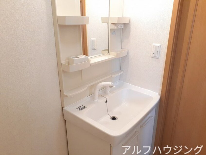  リバーサイド・ビラＢ