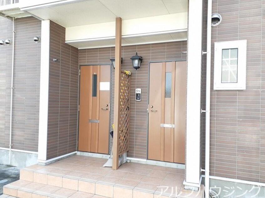  リバーサイド・ビラＢ