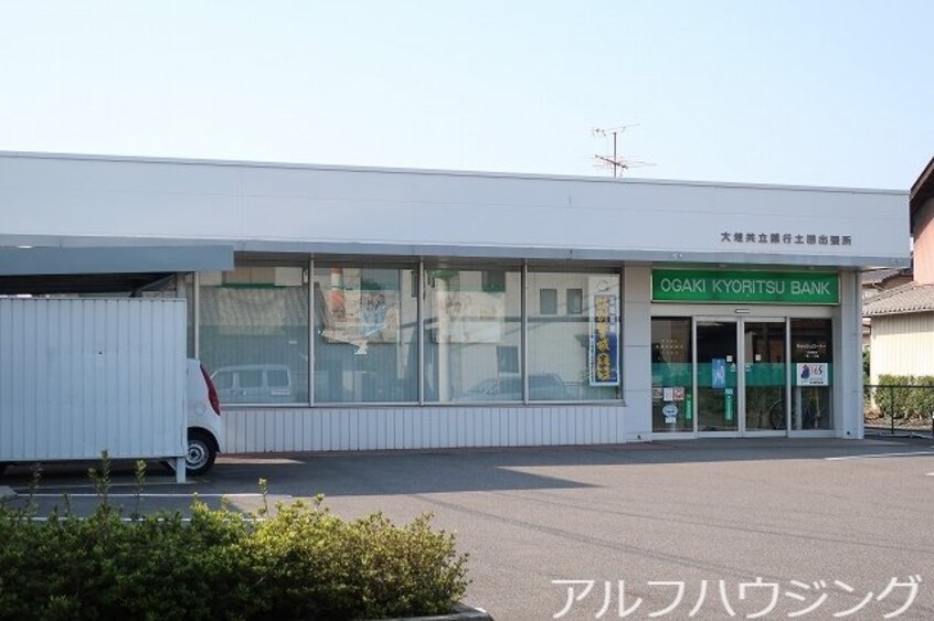 ミニストップ(コンビニ)まで600m サンリット佐橋　Ｂ