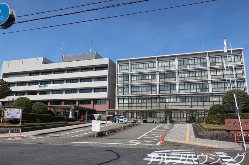 可児市役所(役所)まで700m ストロベリーハウス　Ａ