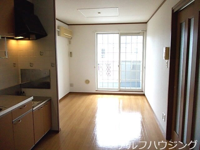  ヴィオレッタ　コートＡ