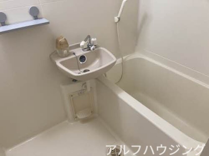  サンライズファミリアⅢ