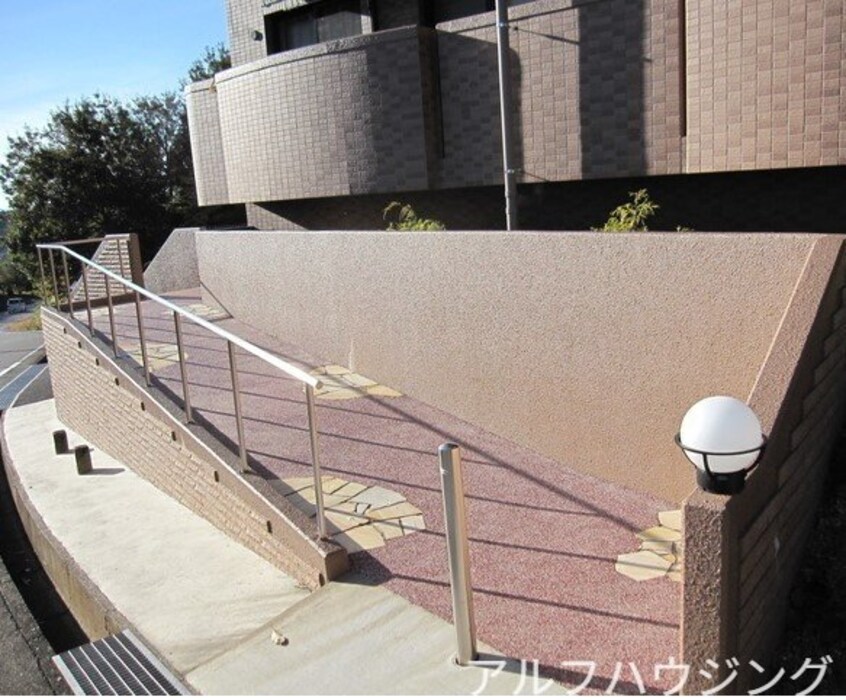  ムーンライトヒルズ