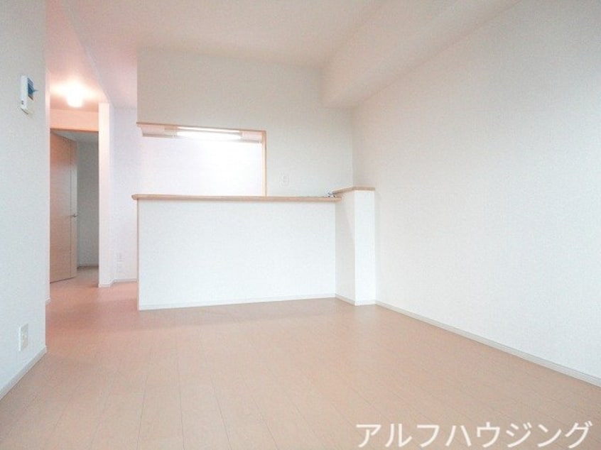  リバーサイド寿