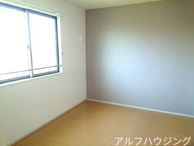  ヴィア　ヴィトーリア