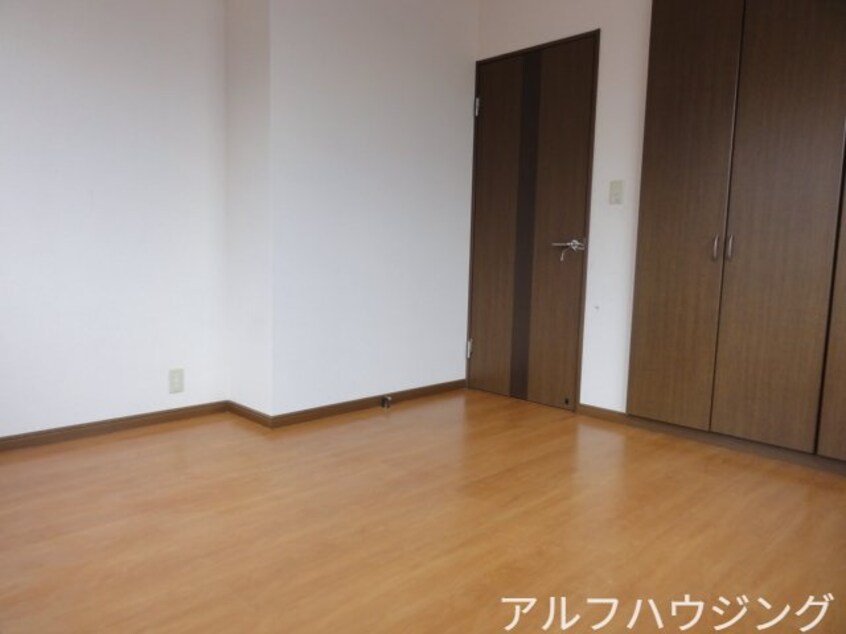 ２Ｆ洋室 ソレイユ