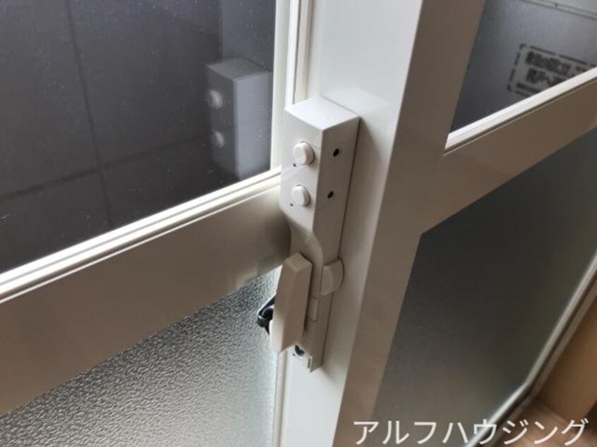 防犯クレセント サン・フローラ 壱番館