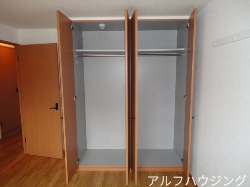 北洋室収納 フォレスト　青山