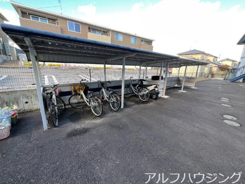  レジデンス明和B