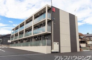 リーフ ニシヤマ