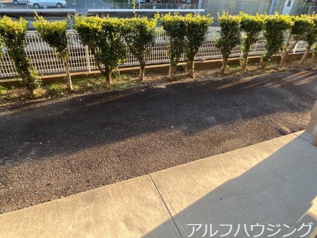 庭 キャッスルハイムやまいわ