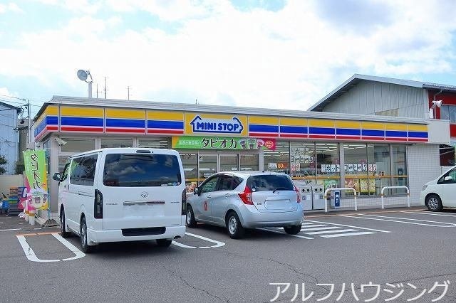 セブンイレブン(コンビニ)まで600m ベル　アンジュ　Ｂ