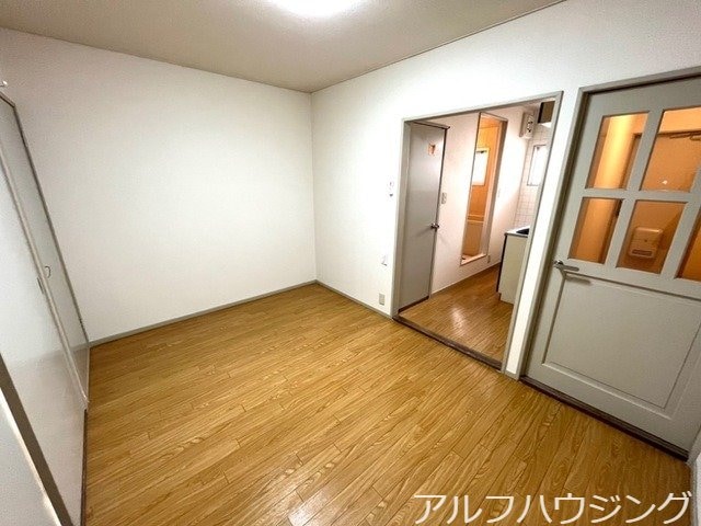 室内 ハイムブトウジゅ