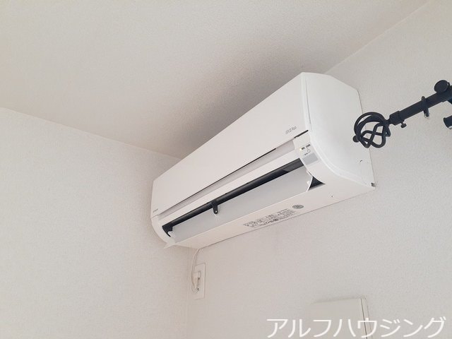  メゾン　アンソレイエ　Ｂ